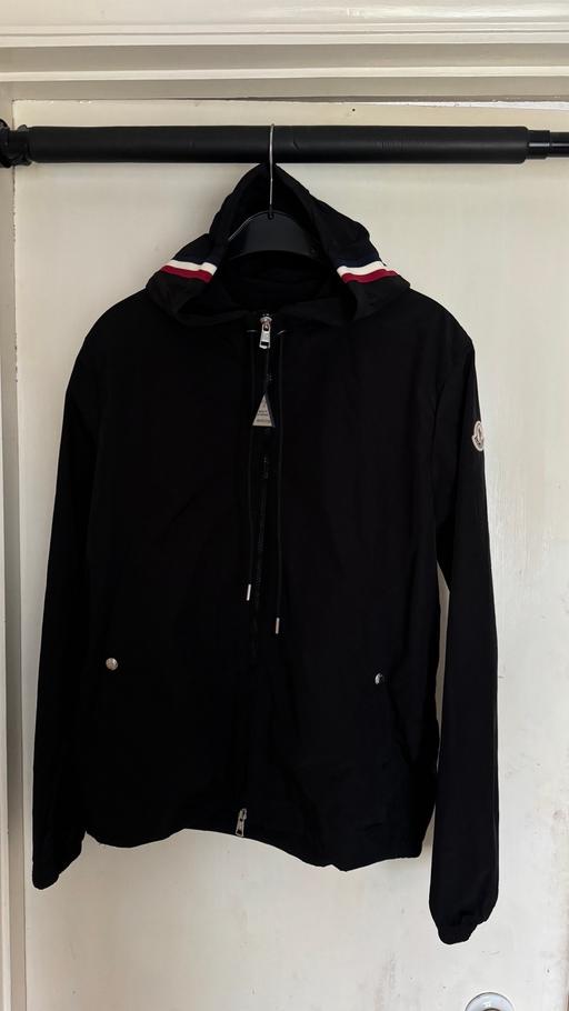 Buy & Sell Newbury Park East London - Photos for Moncler windbreaker