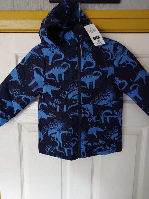 Buy & Sell Woodthorpe Charnwood - Photos for Boys blue/black dinosaur coat size 5-6 years