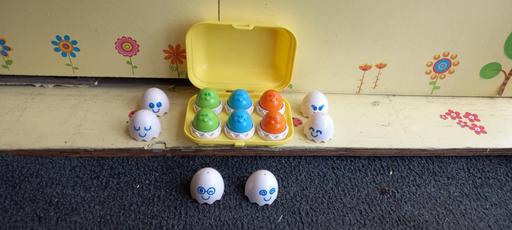 Buy & Sell Westcliff-on-Sea Southend-on-Sea - Photos for Tomy Hide And Squeak Eggs Set