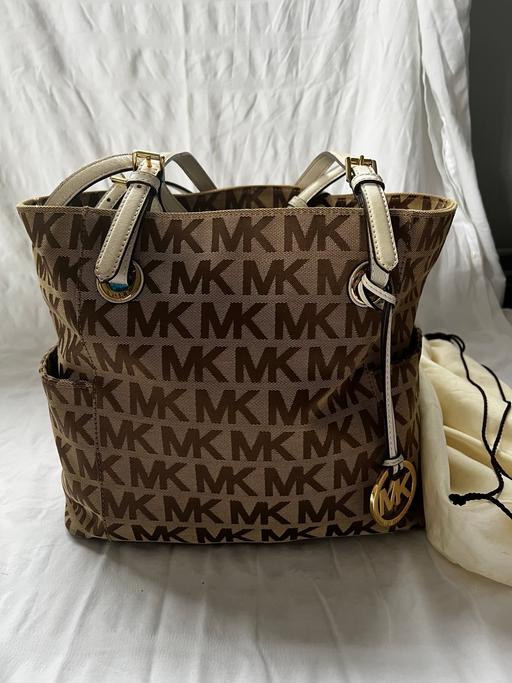 Buy & Sell Eton Wick Windsor and Maidenhead - Photos for Handbag Michael Kors