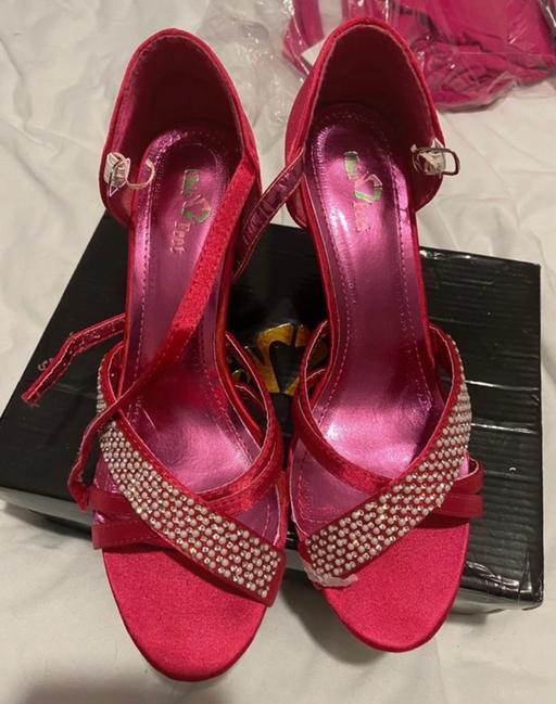 Buy & Sell Stannington Sheffield - Photos for Diamanté sandals