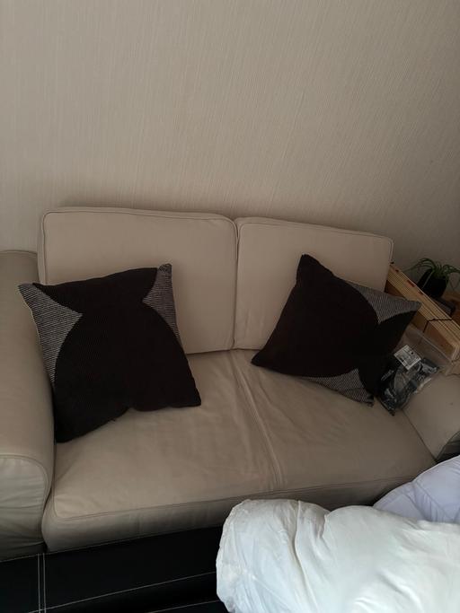 Buy & Sell Plumstead South East London - Photos for Cream sofa bed