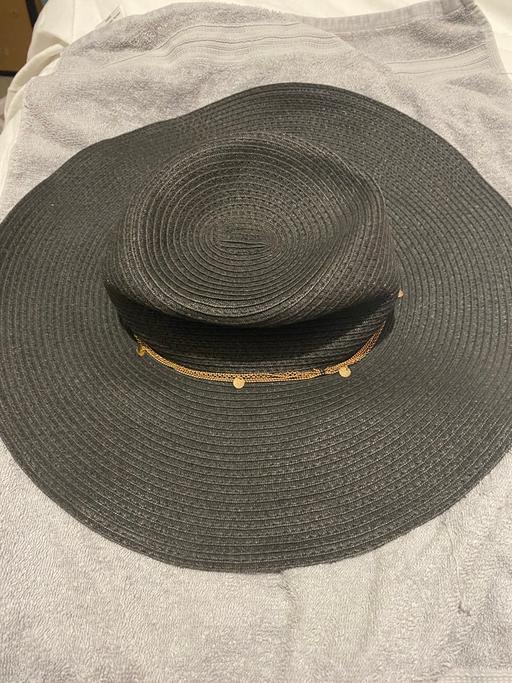 Buy & Sell Stannington Sheffield - Photos for Large floppy sun hat