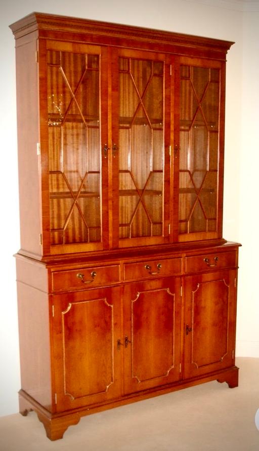 Buy & Sell Wanborough Guildford - Photos for Beautiful MultiYork Yew Dresser