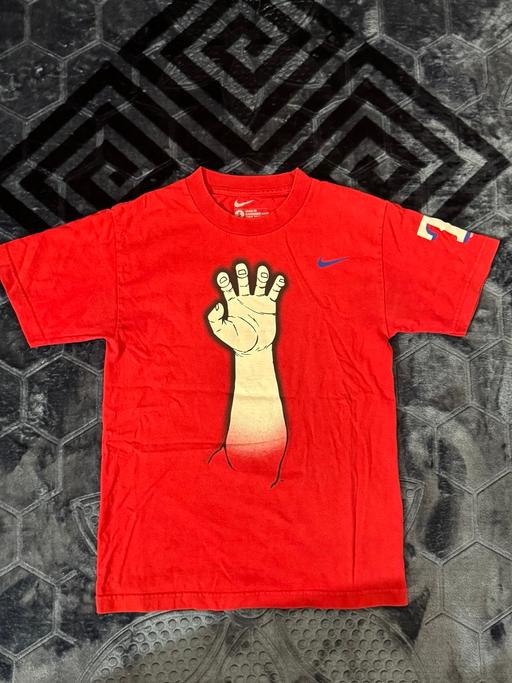 Buy & Sell Blackburn Blackburn with Darwen - Photos for Nike T-Shirt Small Red Graphic Tee