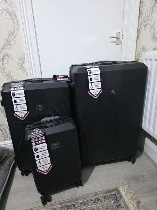 Buy & Sell Smethwick Sandwell - Photos for suitcase