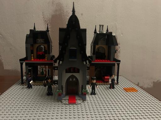 Buy & Sell Hoyland Barnsley - Photos for Lego Wednesday Monica’s Cottage