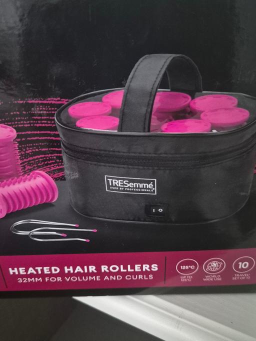 Buy & Sell Loughton Milton Keynes - Photos for heated Rollers tresemme