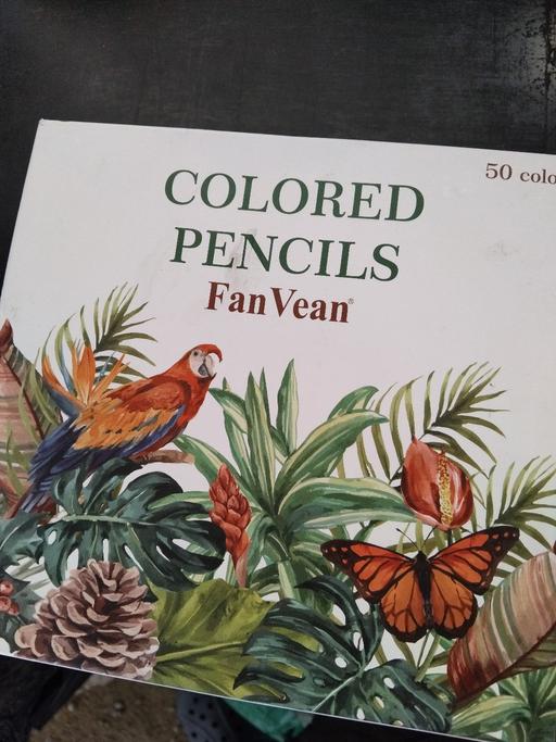 Buy & Sell Fordhouses Wolverhampton - Photos for 50 coloured pencils