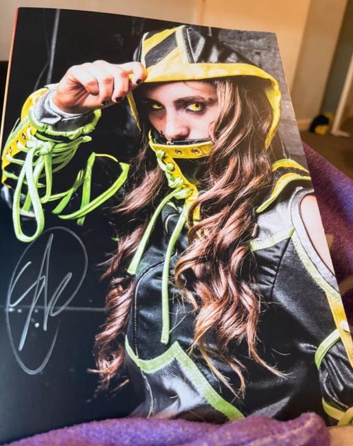 Buy & Sell Waterloo Central London - Photos for Safire Reed UKPw wrestling autograph