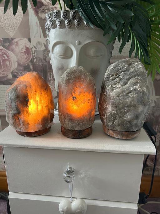Buy & Sell Waltham Cross Broxbourne - Photos for 3 Grey Himalayan Electric Salt Lamps