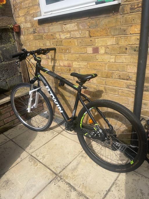 Buy & Sell Southgate North London - Photos for BTWIN mountain bike
