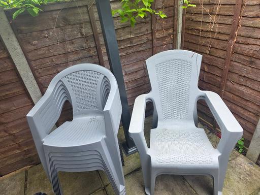 Buy & Sell Kentish Town Camden - Photos for 🔥 BARGAIN! 8 Garden Chairs – Large + Stackab