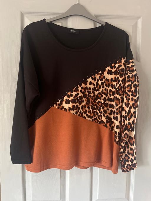 Buy & Sell Cadeby Doncaster - Photos for Unusual jumper ladles size 20/22