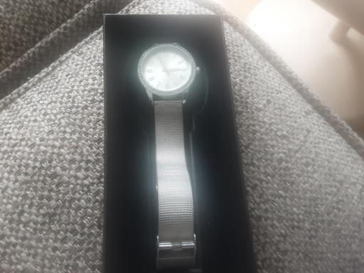 Buy & Sell Bolton-Upon-Dearne Barnsley - Photos for New boxed ladies watch silver colour