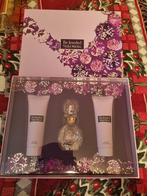 Buy & Sell Grangemouth Falkirk - Photos for perfume