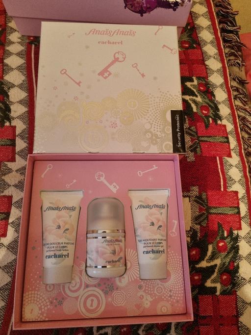 Buy & Sell Grangemouth Falkirk - Photos for perfume