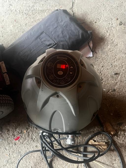 Buy & Sell Ashford Spelthorne - Photos for Jacuzzi pump