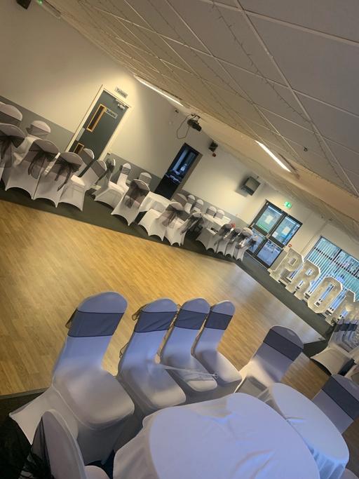 courses Birmingham Birmingham - Photos for 100 White chair covers selling 