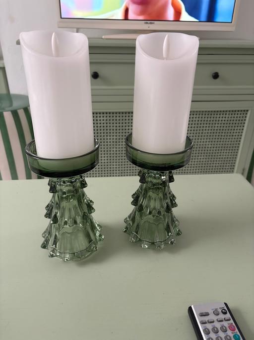 Buy & Sell Wombwell Barnsley - Photos for Set off 2 Candle holders with lite up candles