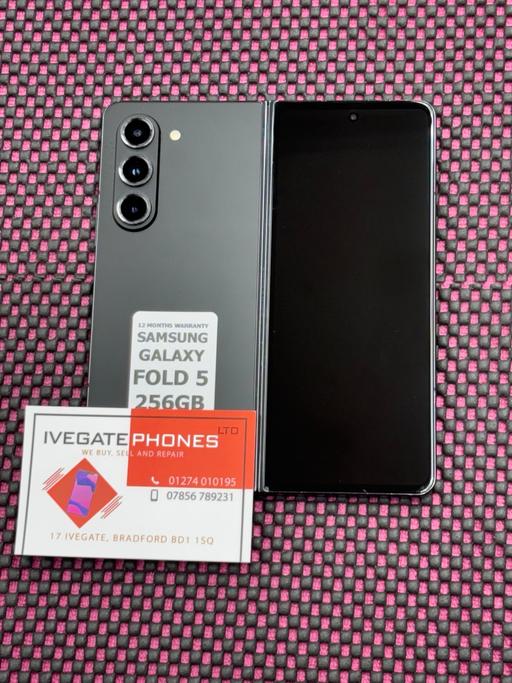 Buy & Sell The Broadway Bradford - Photos for Galaxy Fold 5 | 256GB