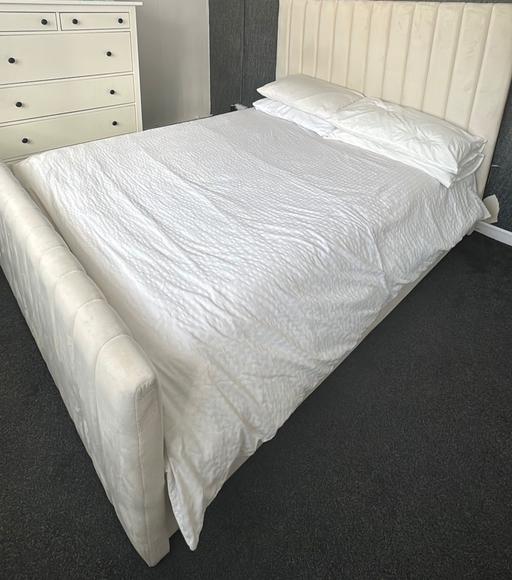 Buy & Sell Nunhead South East London - Photos for BYRON KING SIZE BED FRAME
