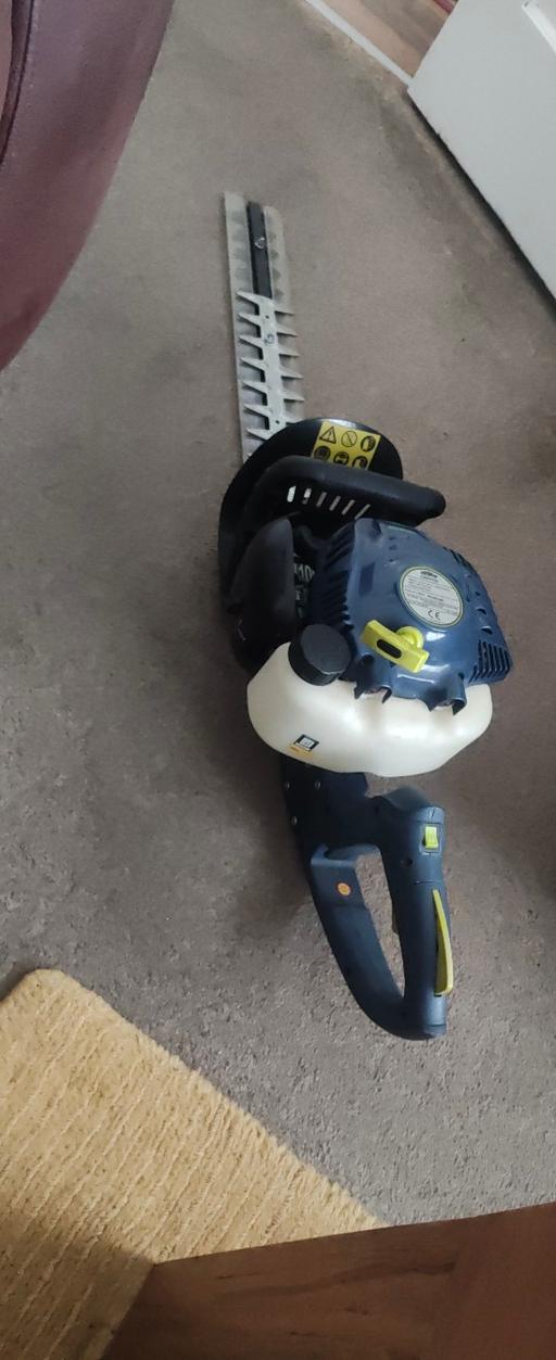 Buy & Sell Woodcross Wolverhampton - Photos for Challenge petrol hedge trimmer 50cm