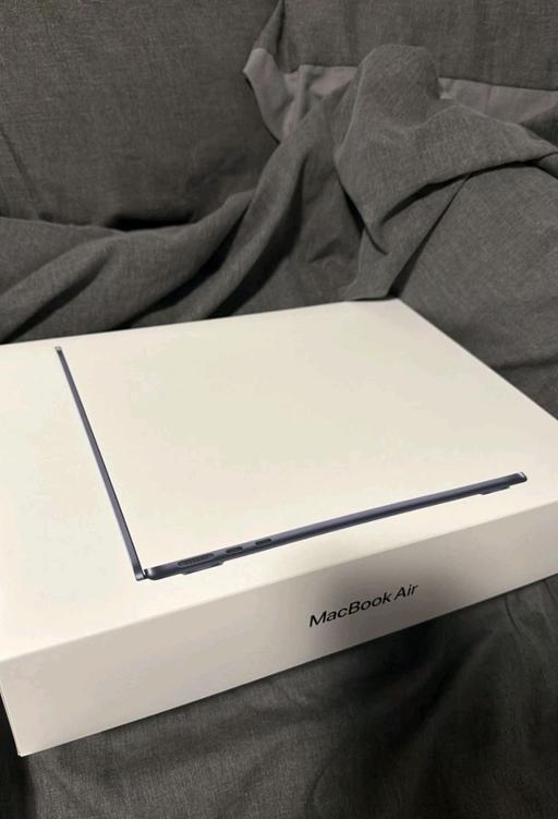 Buy & Sell Hill Top Sandwell - Photos for Apple 2025 MacBook Air 13-inch Laptop with M4