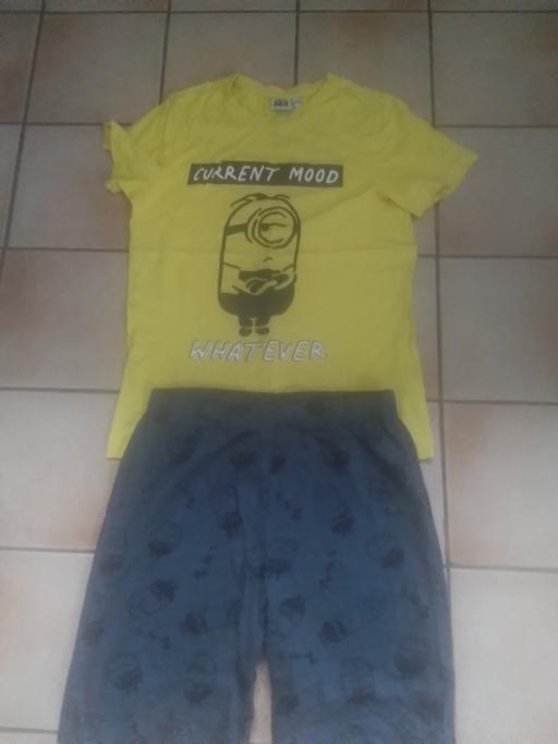 Buy & Sell Streetly Walsall - Photos for SET SHORTS & TEE SHIRT DISPICABLE ME4