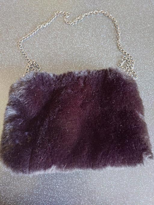 Buy & Sell Woodthorpe Charnwood - Photos for Women's black furry handbag