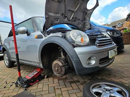 Vehicles Purley Croydon - Photos for Cheap Car Parts & Mobile Mechanic ( SE London