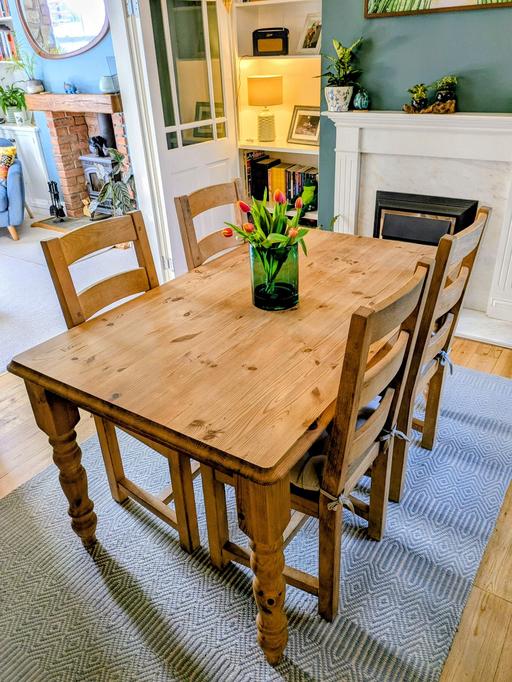 Buy & Sell Penarth Vale of Glamorgan - Wales - Photos for Solid Oak Dining Table & 6 Chairs