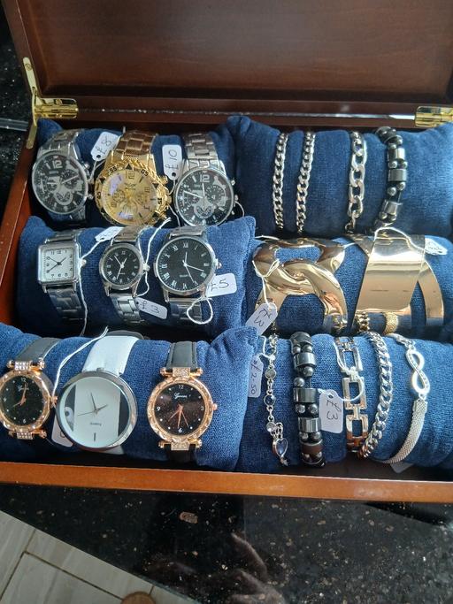 Buy & Sell Ormesby Redcar and Cleveland - Photos for numerous watches, rings and bracelets