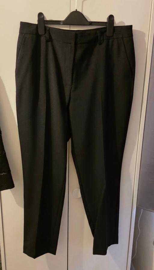 Buy & Sell Halton Lodge Halton - Photos for Black Trousers.