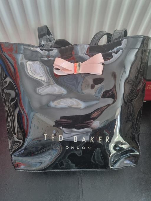Buy & Sell Oxley Wolverhampton - Photos for Ted Baker bag ex condition