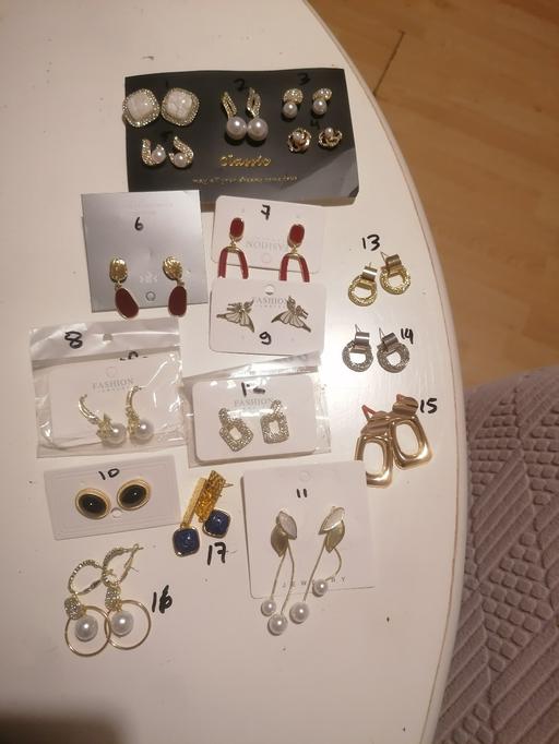 Buy & Sell Romford Barking and Dagenham - Photos for Beautiful Lady's Earrings