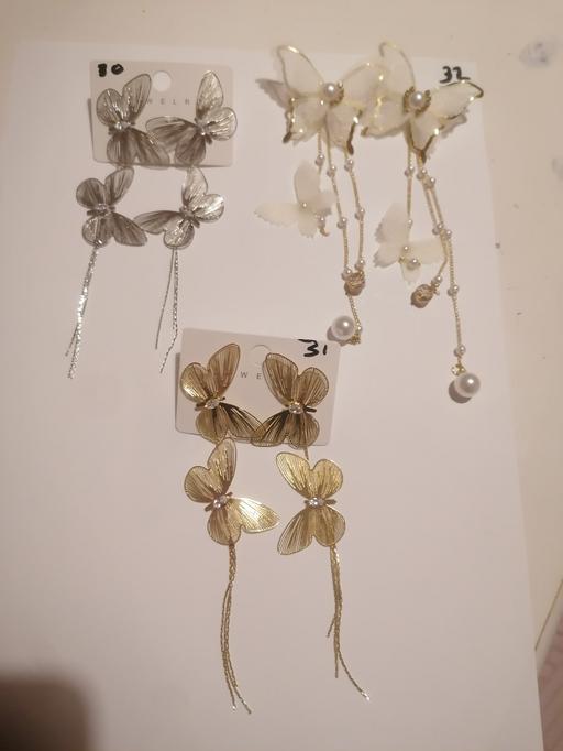 Buy & Sell Romford Barking and Dagenham - Photos for beautiful long earrings