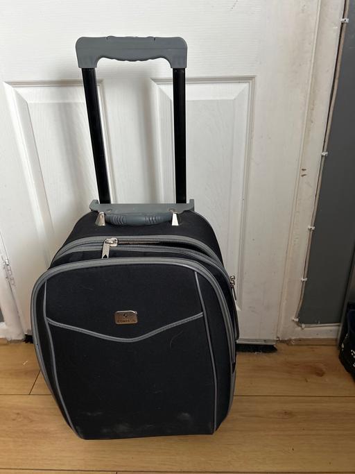Buy & Sell Marston Green Solihull - Photos for Black suitcase with wheels (8 in a line)