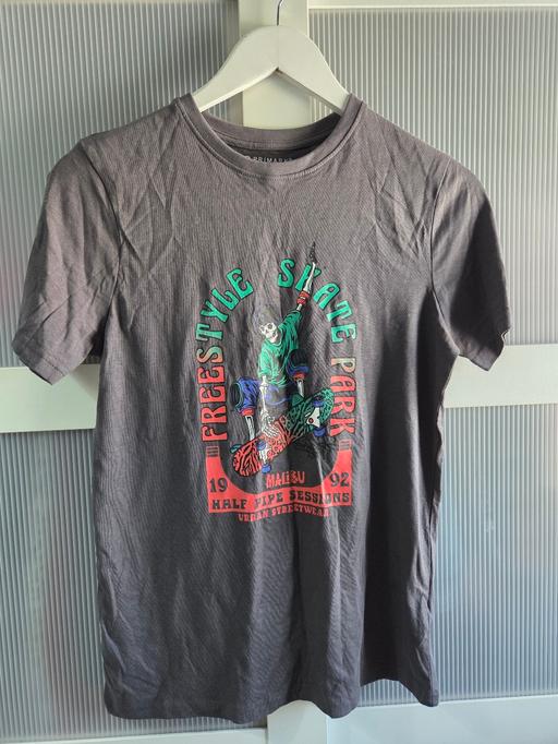 Buy & Sell Weston Point Halton - Photos for Age 11-12 PRIMARK tshirt