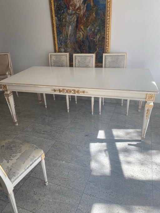 Buy & Sell Finchley North London - Photos for Vintage dining table