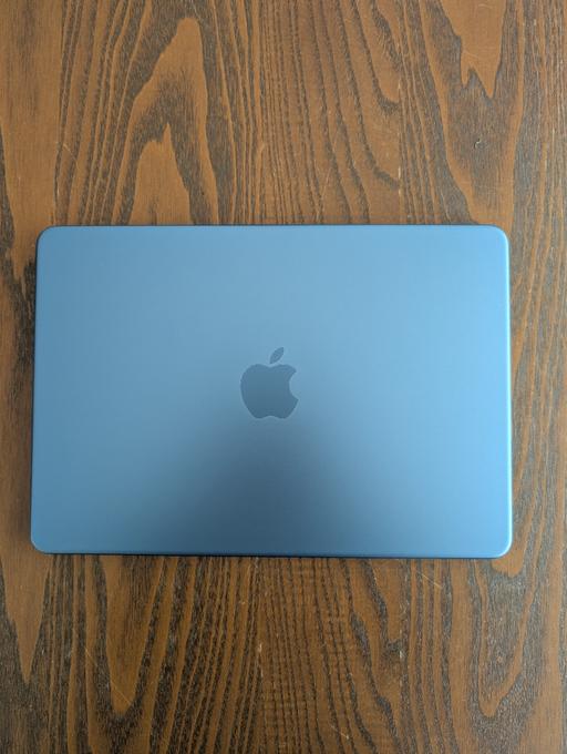 Buy & Sell Ealing West London - Photos for Macbook Neo 512GB with Touch ID