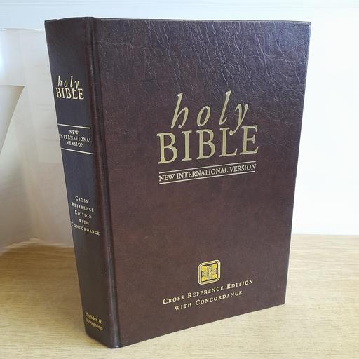 Buy & Sell Preston South Ribble - Photos for HOLY BIBLE