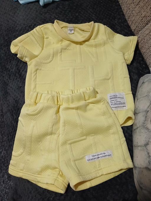 Buy & Sell Hoyland Barnsley - Photos for SHEIN SHORT &SHIRT SET