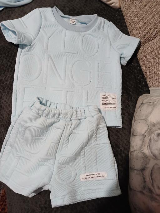 Buy & Sell Hoyland Barnsley - Photos for SHEIN SHORT AND SHIRT SET