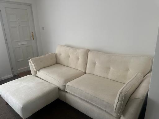 Buy & Sell Long Melford Babergh - Photos for 4 seater sofa with footstall