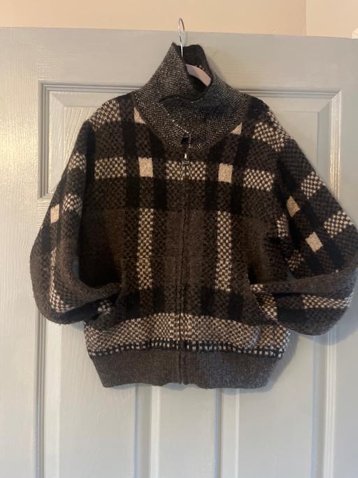 Buy & Sell Conisbrough Doncaster - Photos for Jacket zip thru girls age 11 years browns