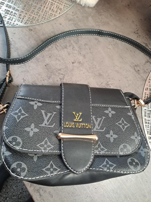 Buy & Sell Park Hill Sheffield - Photos for new bag