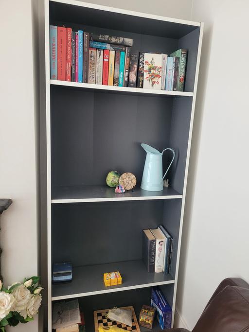 Buy & Sell South Croydon Croydon - Photos for Venetian 4 Tier Bookcase Storage Unit