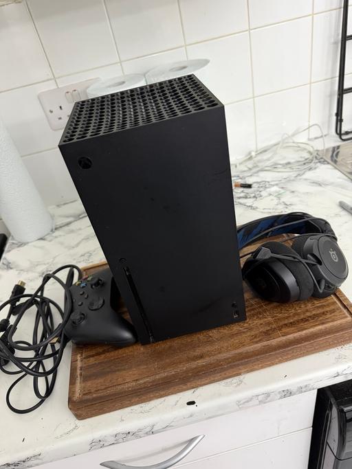 Buy & Sell Tilbury Thurrock - Essex - Photos for Xbox Series X + Steel series Headseat