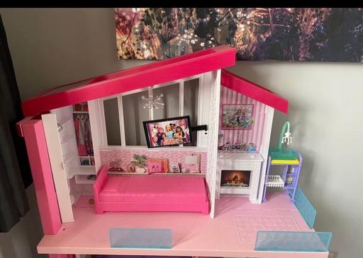 Buy & Sell Lambeth South East London - Photos for Barbie house